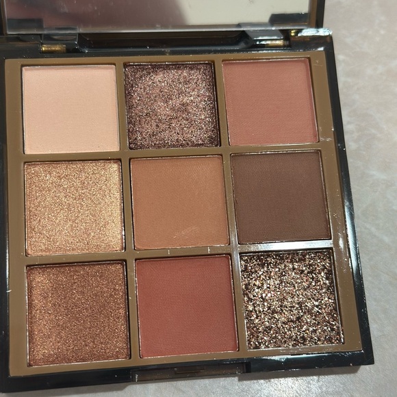 Farmasi Oasis Collection Eyeshadow Palette - Brown - Picture 4 of 9